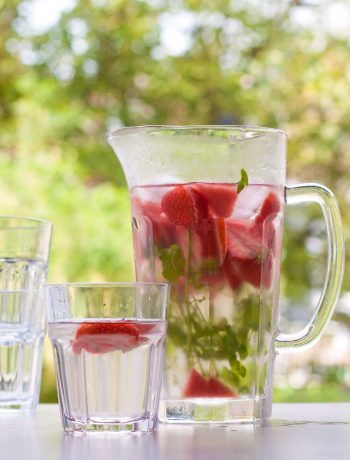 Vicky van Dijk | Fruitwater van aardbeien, watermeloen en munt