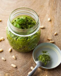 Zelfgemaakte pesto