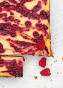 Frambozen cheesecake bars