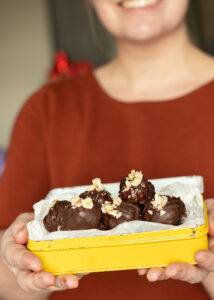 Pure chocolade bonbons met hazelnoten